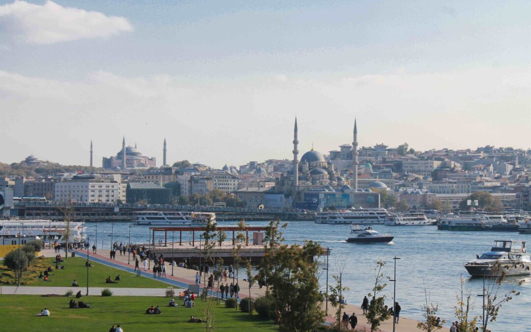 Istanbul: storia di una città sospesa fra due continenti